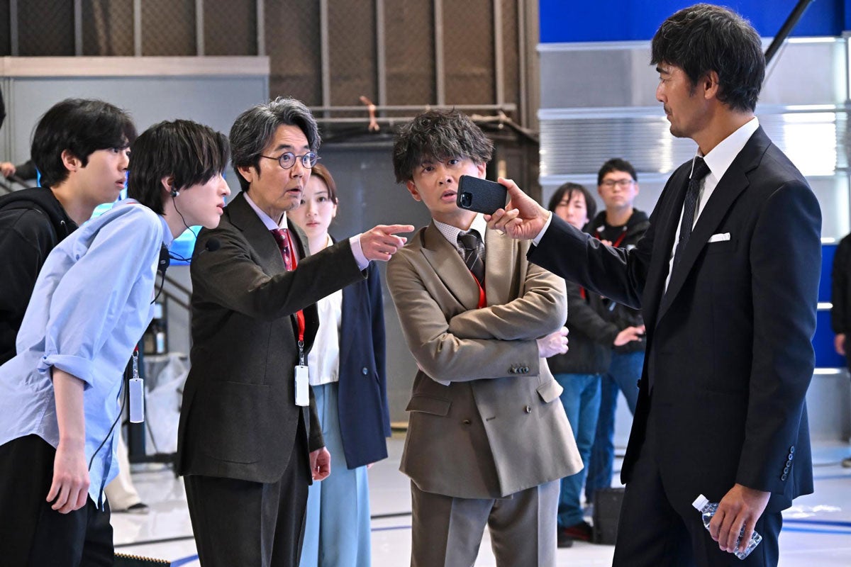 日曜劇場『キャスター』場面写真