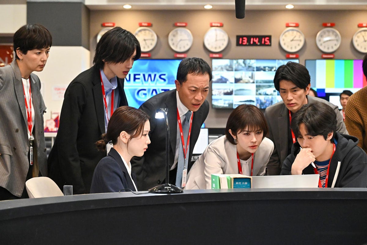 日曜劇場『キャスター』場面写真