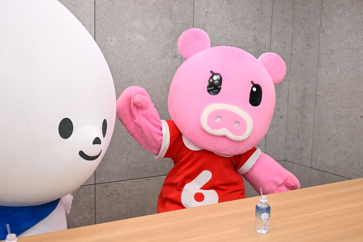 激しく踊り出すBoonaさん