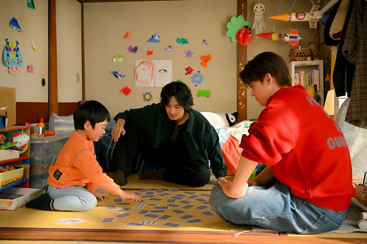 火曜ドラマ『未来のムスコ』場面写真