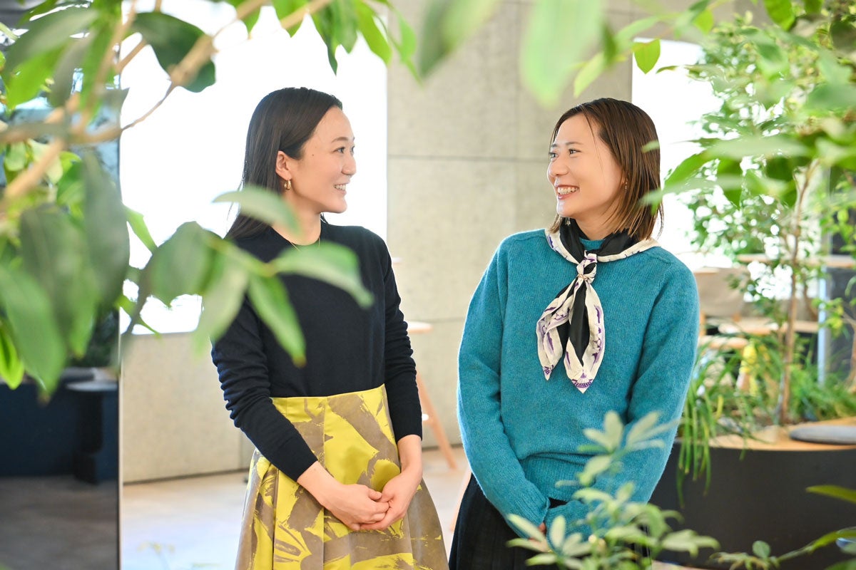 左から黒木彩香氏、青野華生子氏