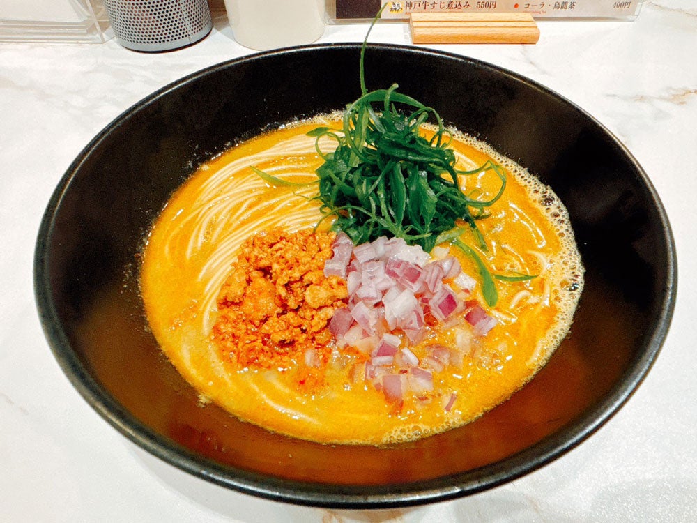 「夜中ラーメン 始発まで」で提供する「牡蠣担々」